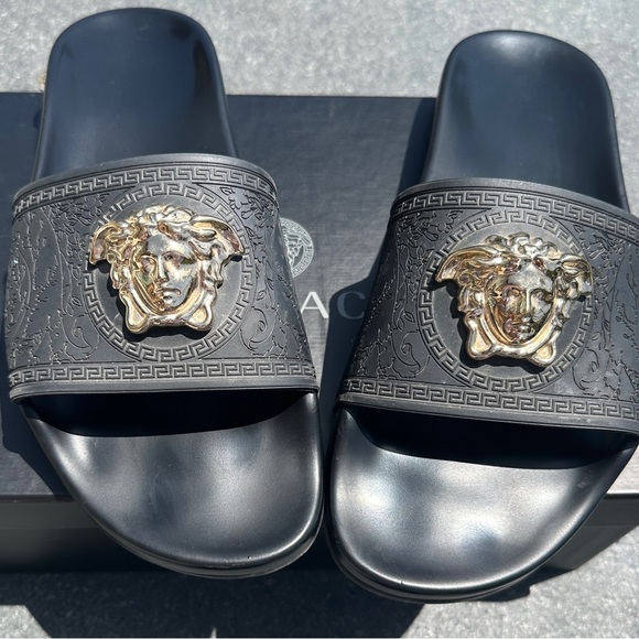 Versace Women's Black Gold Medusa Palazzo Sandals Slides size 40 - Picture 2 of 14